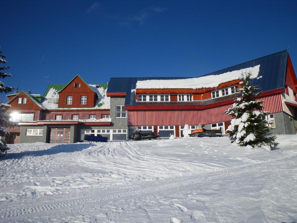 Horska Chata Sedmidoli Hotel Špindlerŭv Mlýn Екстериор снимка